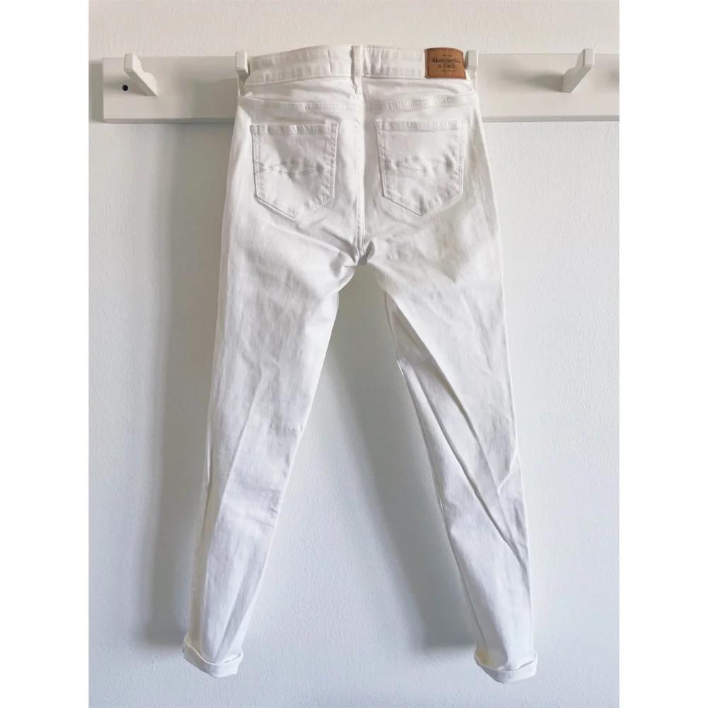 Abercrombie white denim - Picture 7 of 7